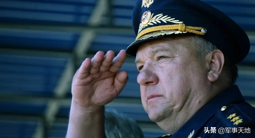 �����ֲȺ��߷���ս�ź� ��ǰ˾��ǿӲ�Ż�����������ս�����״ݻ�