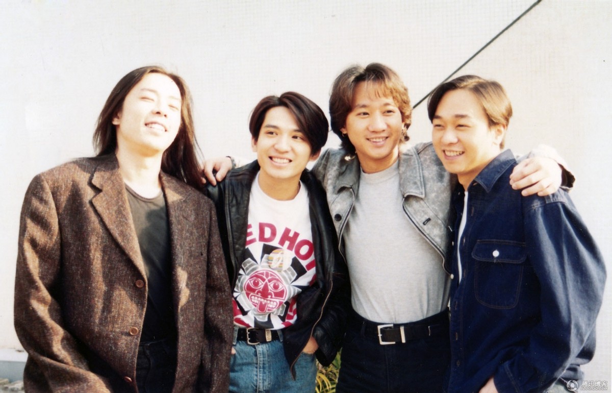 90年代当红组合草蜢,被时代抛弃时,连一声招呼都没有打