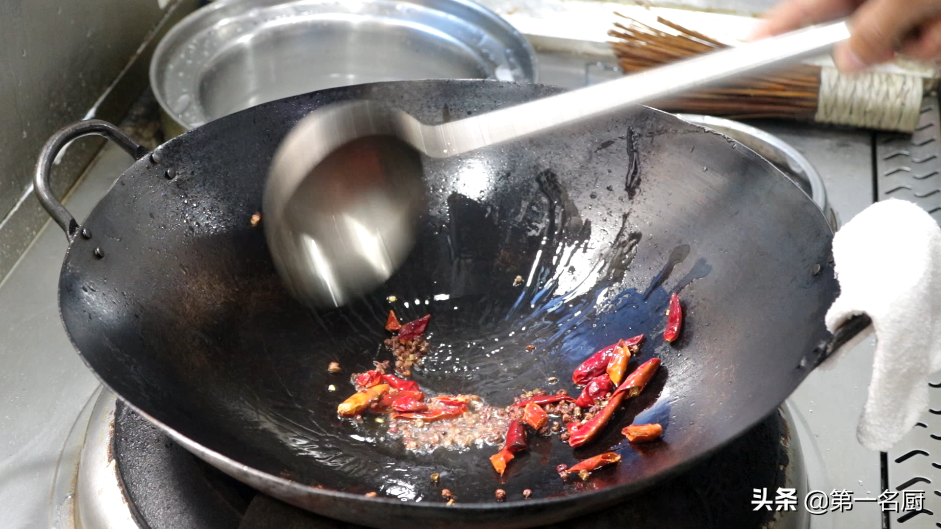 豆腐的做法大全家常菜（6种家常做法好吃营养还不长肉）