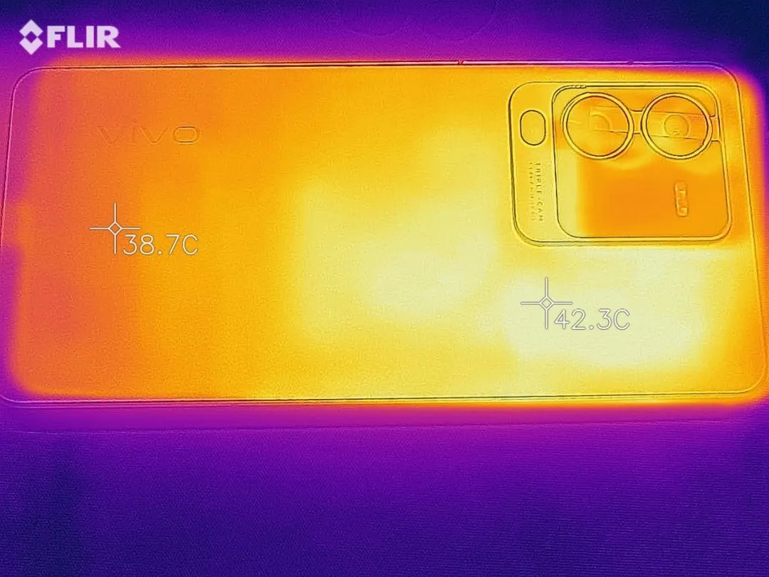 vivo S15测评：可能是骁龙870手机里拍人最好看的