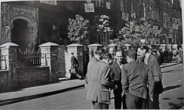 北大女生被美军强奸，全国50万人参与示威游行，高呼美军滚出中国