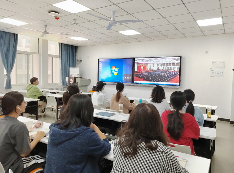 我校师生认真学习习近平总书记在庆祝中国共产主义青年团成立100周年上的重要讲话精神