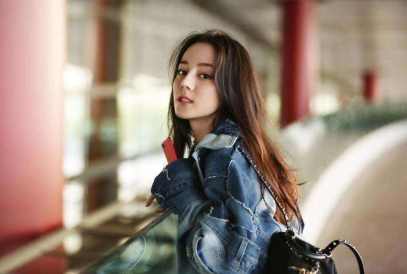 十大校花排名重新洗牌，武大校花存在争议，徐璐上榜实至名归