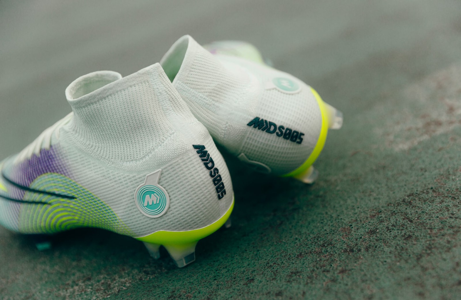 耐克最新足球鞋(耐克发布Mercurial Dream Speed 5足球鞋)