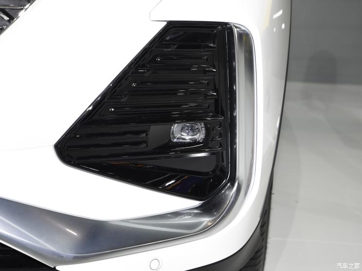 纯电续航也够长 图说魏牌拿铁DHT-PHEV