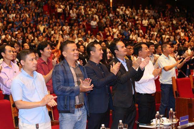 五年前，与马云对话的越南大学校花，后来怎样了？