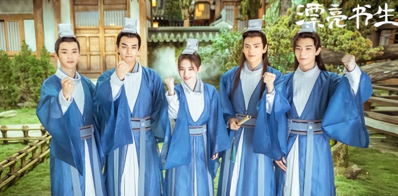 同样是演学生，把张柏芝、赵丽颖和吴倩放在一起，美得各有千秋