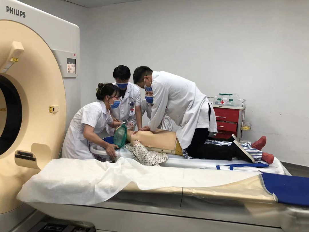 江西省人民医院影像科开展对比剂不良反应应急演练