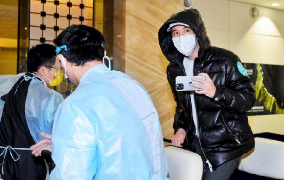 台媒曝王力宏紧急返台原因：怕有女子报案走不了，连夜跑回台湾