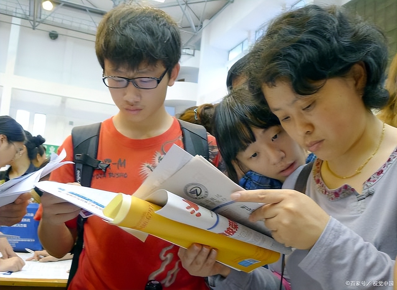 早已被官媒曝光，天津4所大学毕业证根本不值钱，家长报考需谨慎