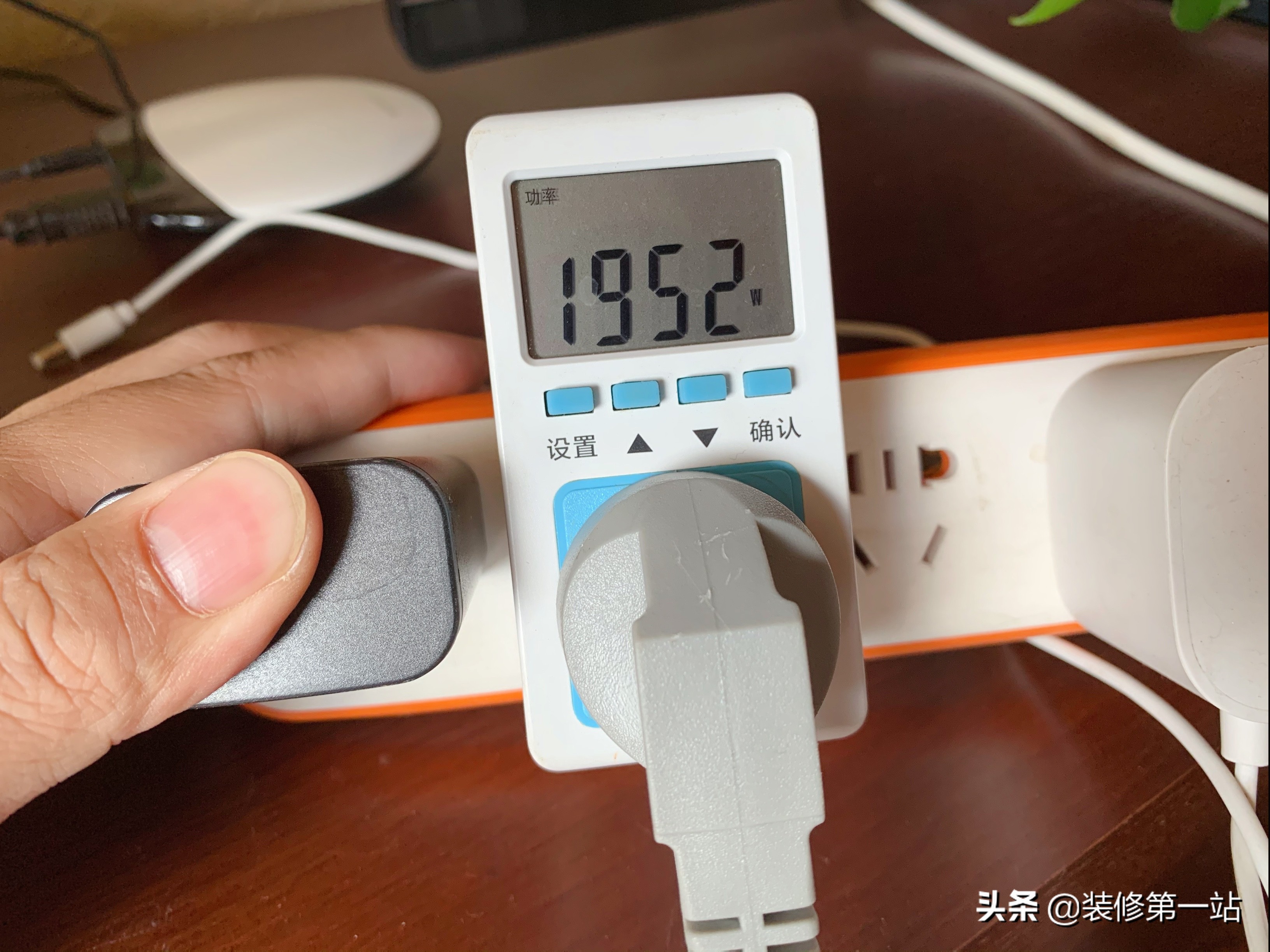 电热水器，24小时开着，还是用之前再开？有什么区别？来听听实话