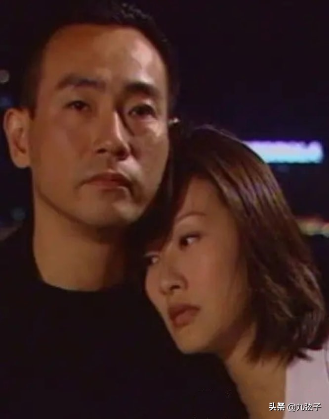 TVB“末代皇帝”林保怡的双面人生，57岁依然单身