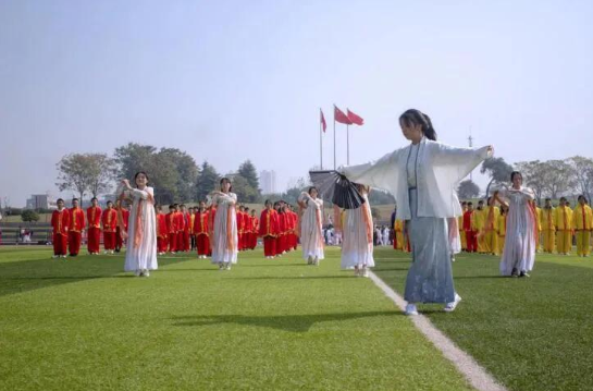 奇缘！选美冠军、武术女神、旗袍皇后，都毕业于湖北同所高校