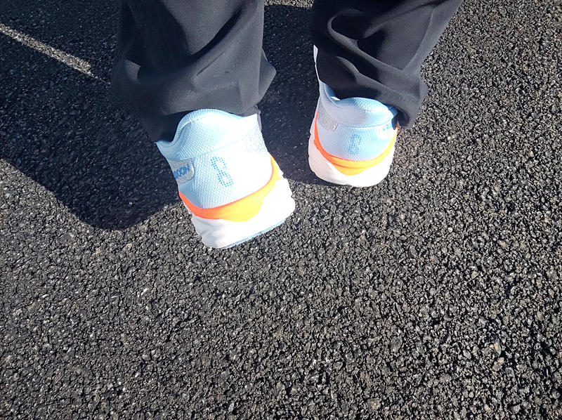 跑鞋刮起轻运动时尚风，咕咚F1健跑鞋体验