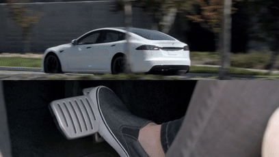 特斯拉单踏板为啥容易误踩油门？30年燃油车老司机踩错几率更大