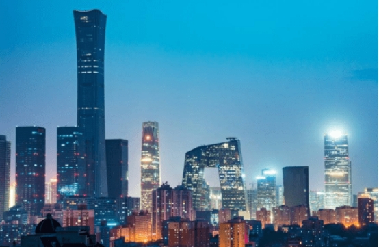 毕业生向往十大城市排名，青岛意外榜上有名，上海稳居第一惹争议