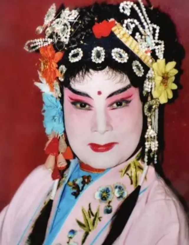 17位演艺界名人在6月去世！最大107岁卧床病逝，最小31岁惨遭车祸