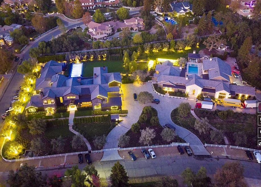 卡戴珊家疯狂狗血的一年！离婚订婚，出轨复合，小小妹偷偷生二胎