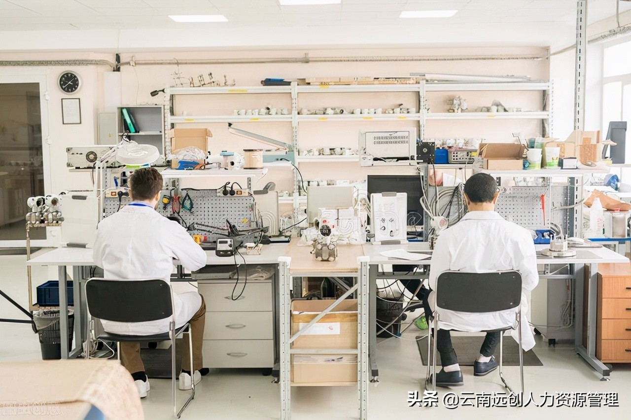 雇佣关系和劳务关系的主要区别是什么？