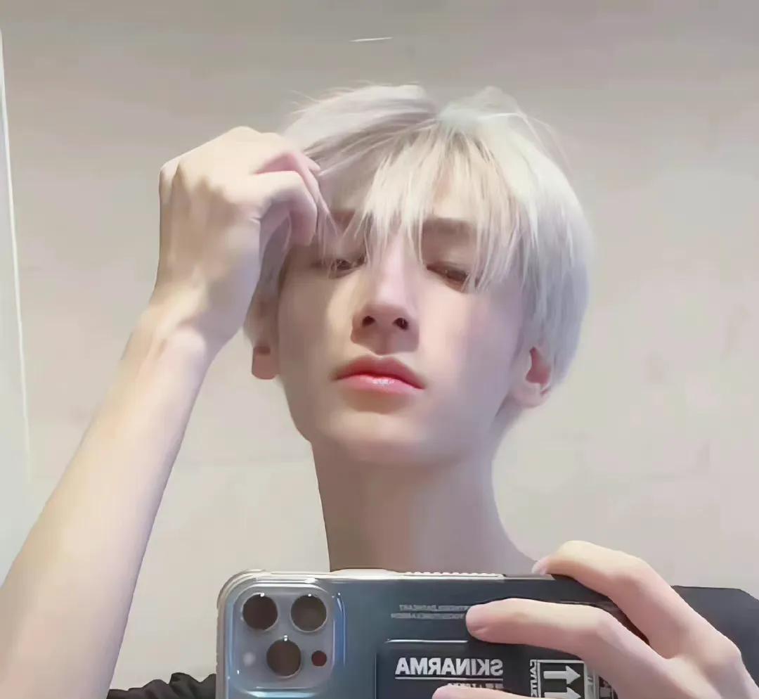 他们原地组成一个团吧