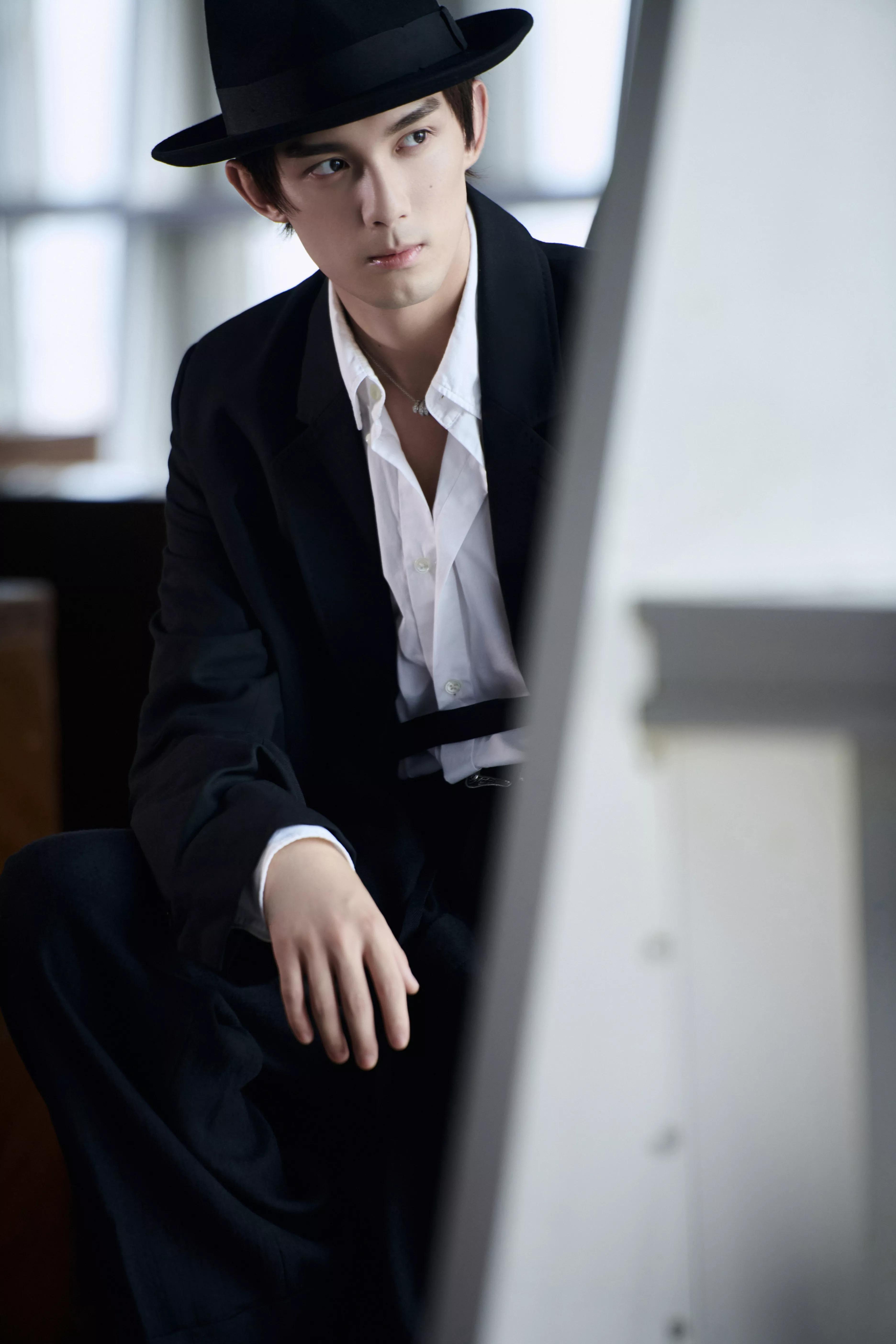 明星壁纸－吴磊