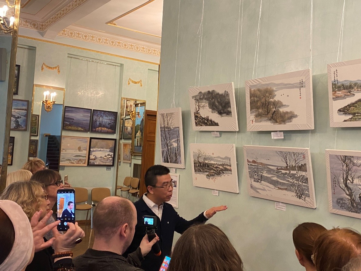 “思考自然之美”开展，刘子舆走进俄罗斯国家科学院“大师课堂”