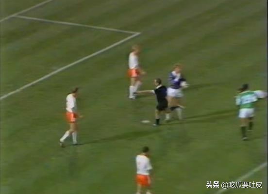1990年世界杯荷兰队(世界杯小历史，1990年世界杯F组篇，荷兰再内讧？无奈平埃及)