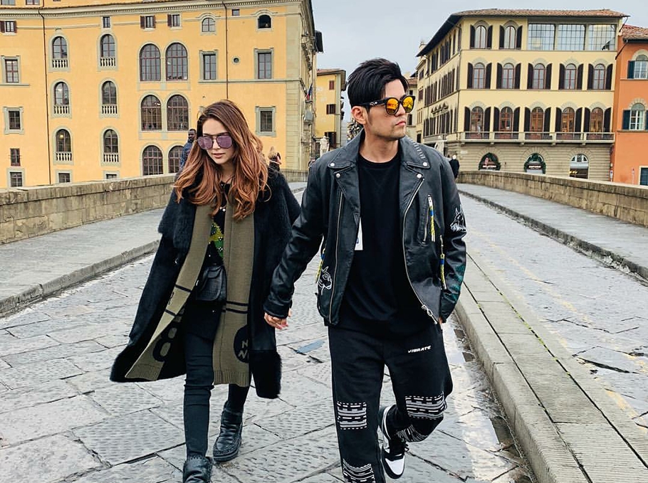 昆凌怀孕6个月收到母亲的月子餐书籍，幸福感慨有妈的孩子像个宝