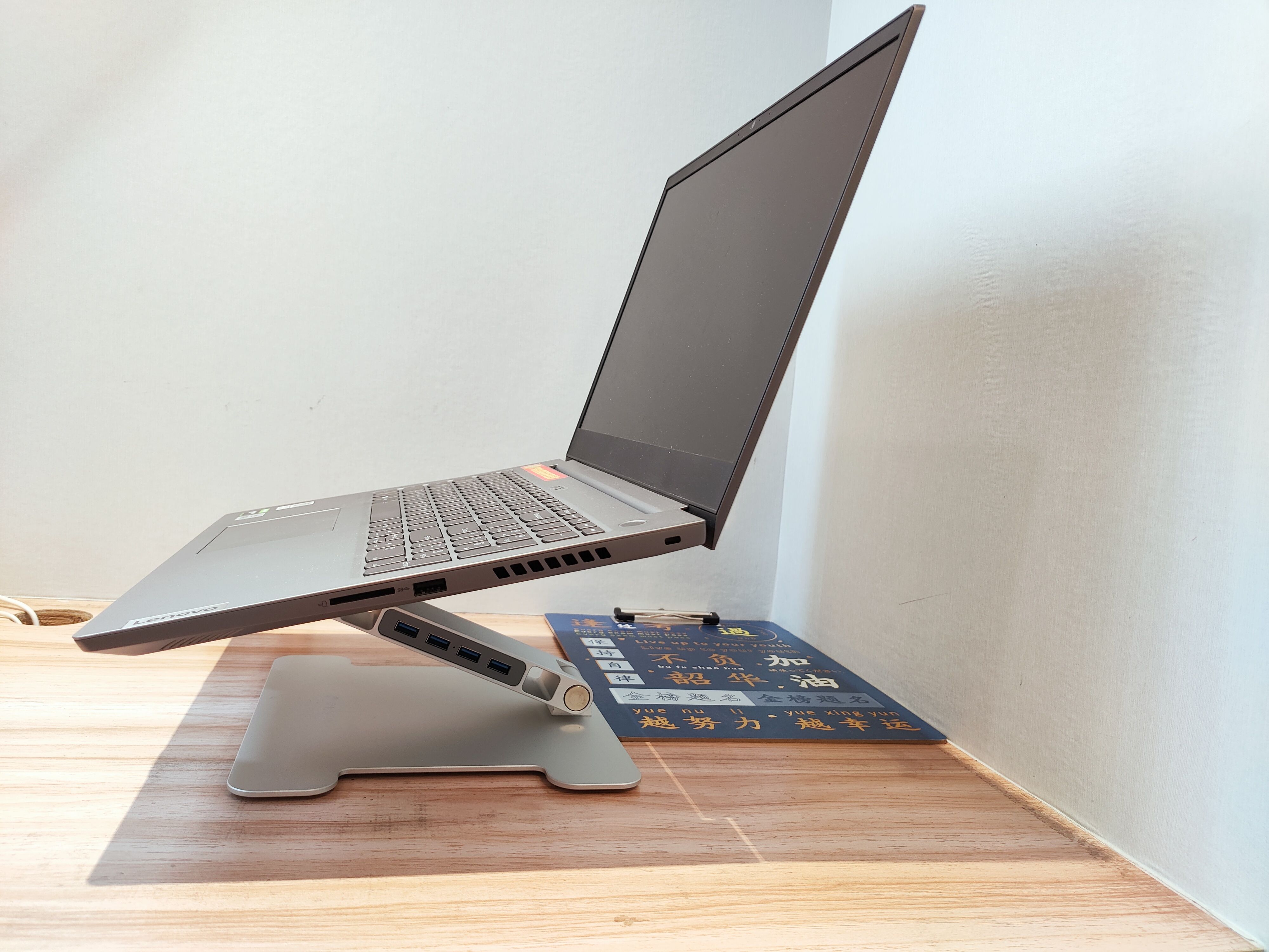 拥有ORICO增高折叠支架，肩颈酸痛电脑病乖乖远离我