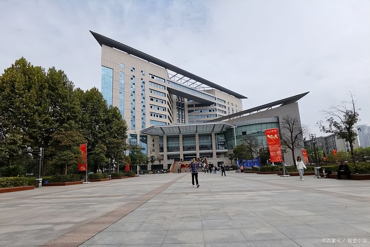 湖北四所大学毕业证一文不值，已被官媒点名曝光，家长报考需谨慎