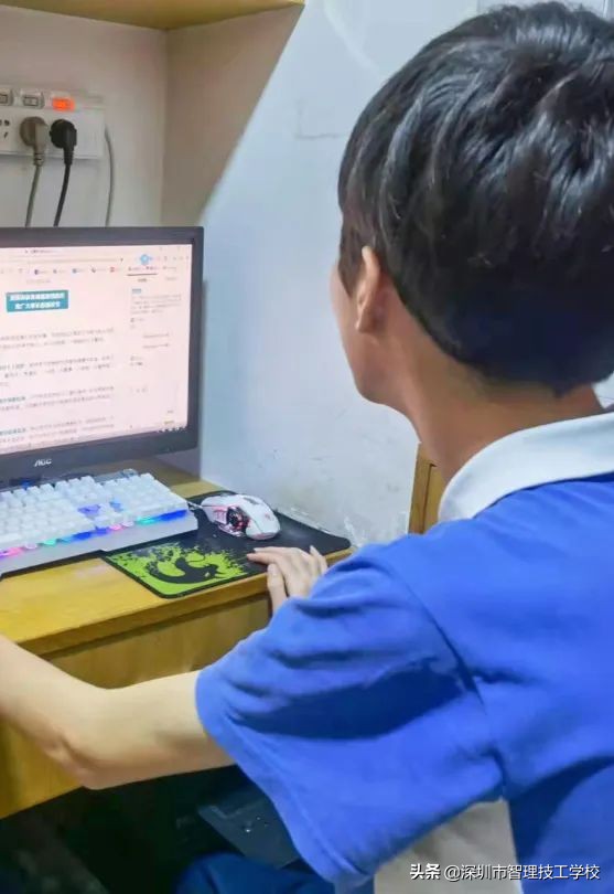 深圳市智理技工学校与您携手同心抗疫