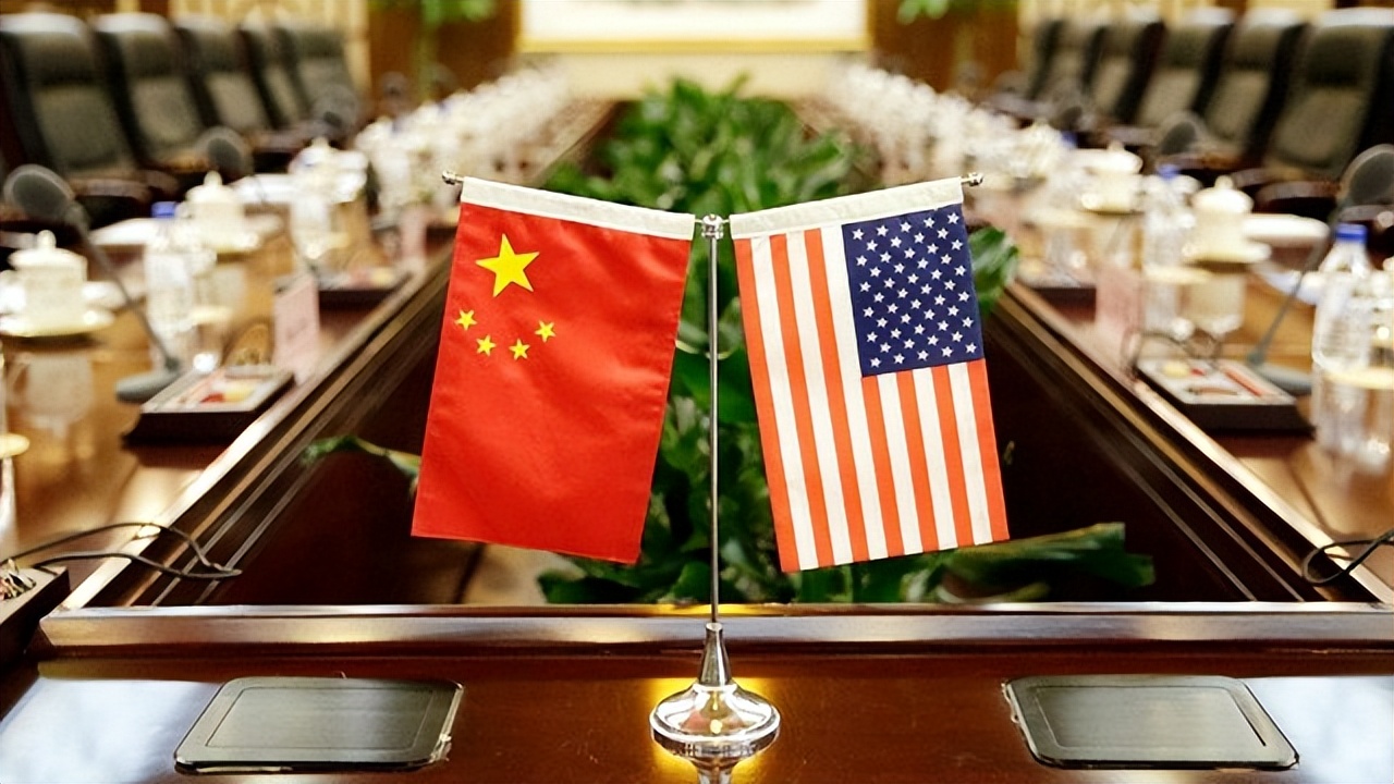 ֻ��ȭͷ��Ӳ����ʹ�˾�η���й�ӡ������Ǯ�Ż���������