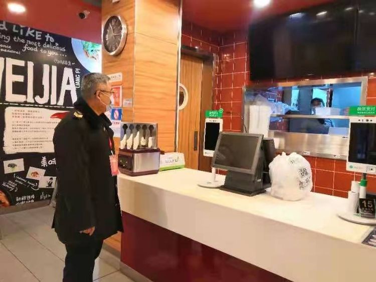 ά���г��۸�����δ���г���ܲ������ж�