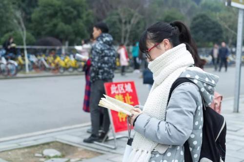 考研一年需要多少钱？上岸学姐算了一笔账，发现真相并不简单