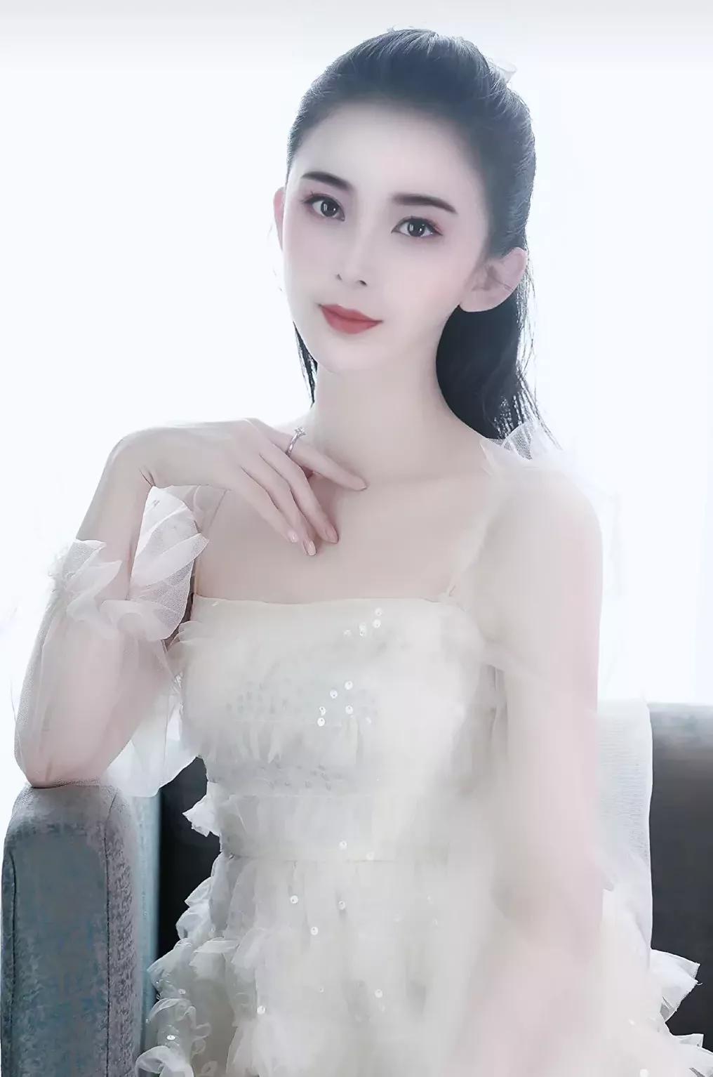 赵樱子日常穿搭