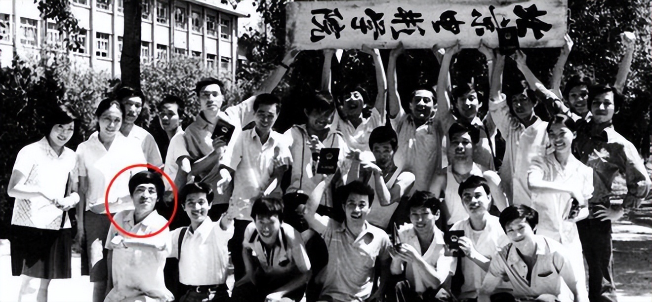 凤凰男多可怕？不想为别人而活的张艺谋，却将肖华的人生活成悲剧