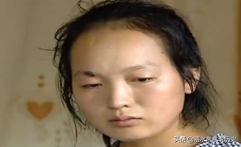 湖南19岁养女高考金榜题名，私下却与富爸爸相认，被骂忘恩负义