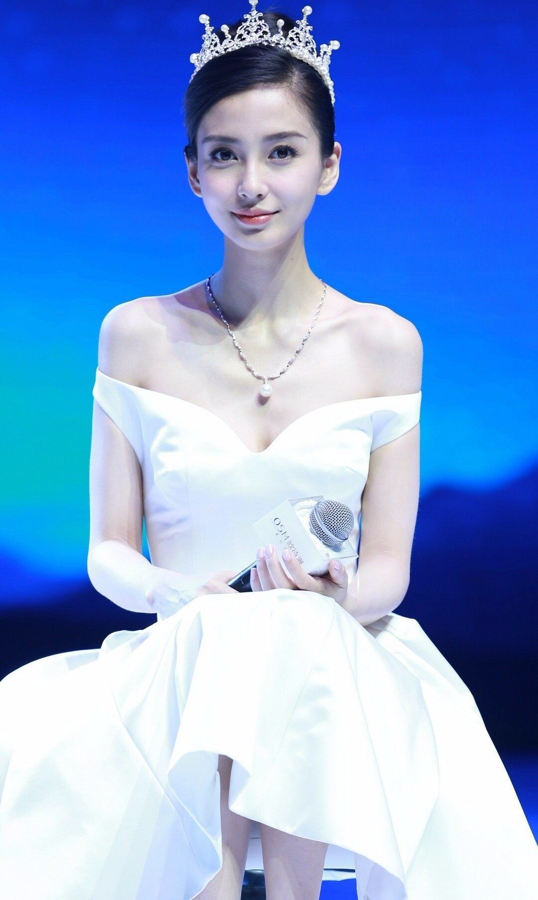 不一样的angelababy