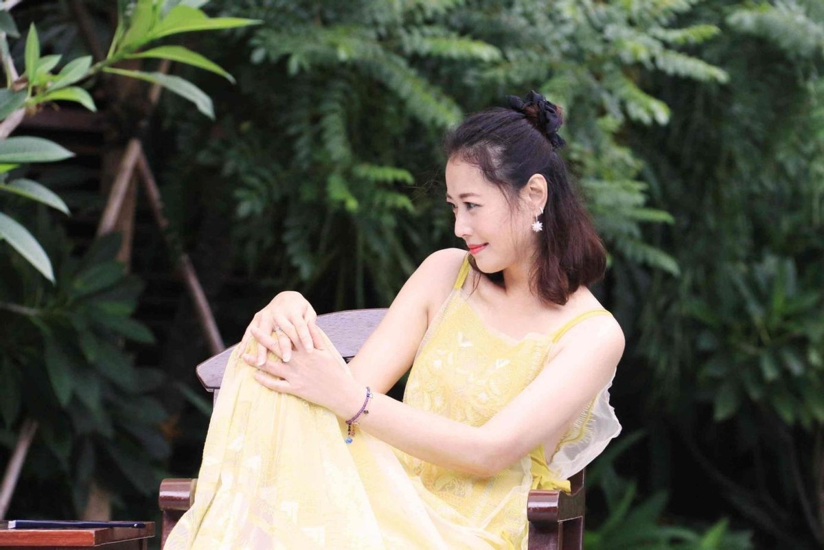 一脸“苦瓜相”却还能演大女主，这8位女星越看越丧，导演咋想的