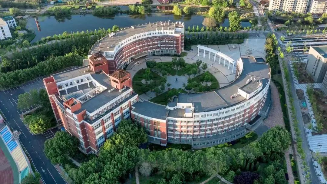 集五湖四海美味，拥四季如画美景！辽宁这所“百年名校”值得报考！