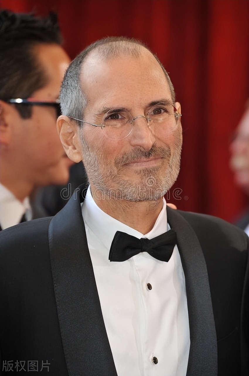 苹果披露iPhone复活节彩蛋。纪念史蒂夫-乔布斯的老式墙纸