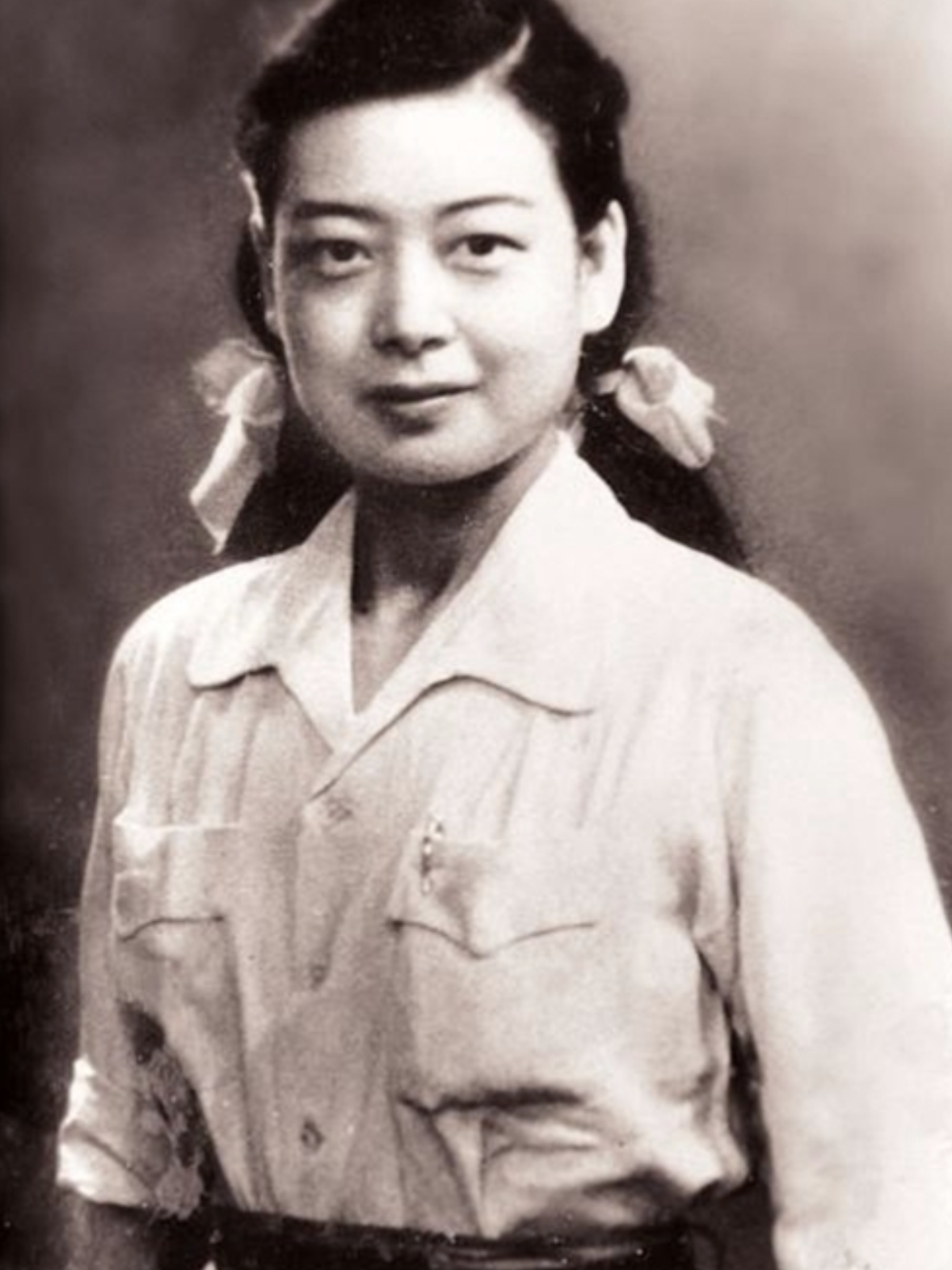 仅仅11天，就有12位名人接连离世，一天失去2位艺术家，最大95岁