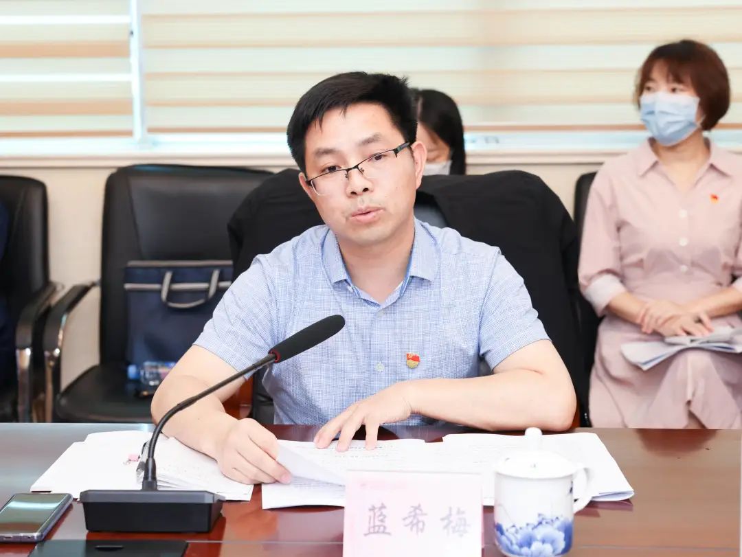 江西省人民医院举行年轻干部座谈会暨第二季度青年干部理论学习活动