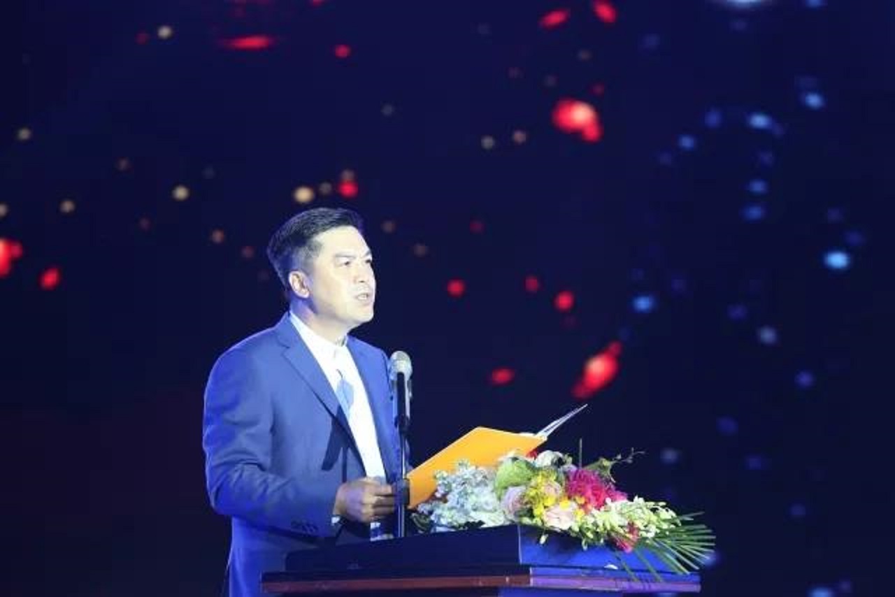 “武夷山首富”鲜为人知：巅峰时身价超百亿，他老婆的故事更精彩