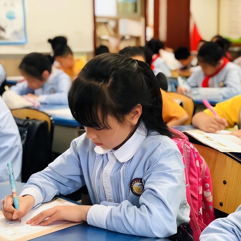 中和小学举行2022年春季学期语文素养系列活动之“硬笔书法比赛