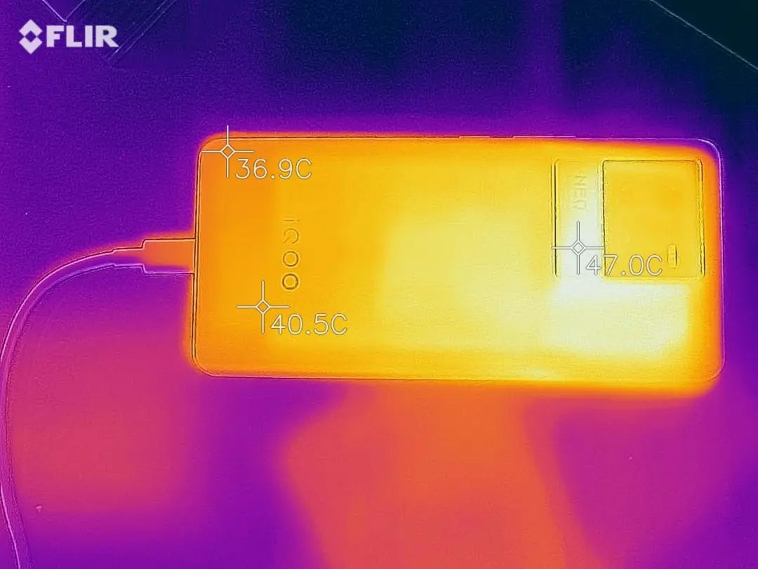 iQOO Neo6 SE测评：砍配置，不砍体验
