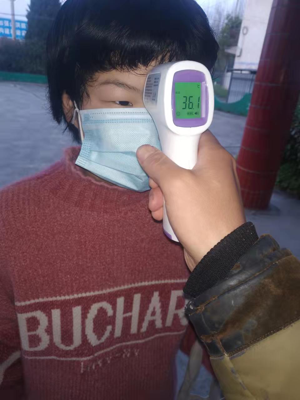 寺湾镇中心学校：“疫”不容辞尽职责