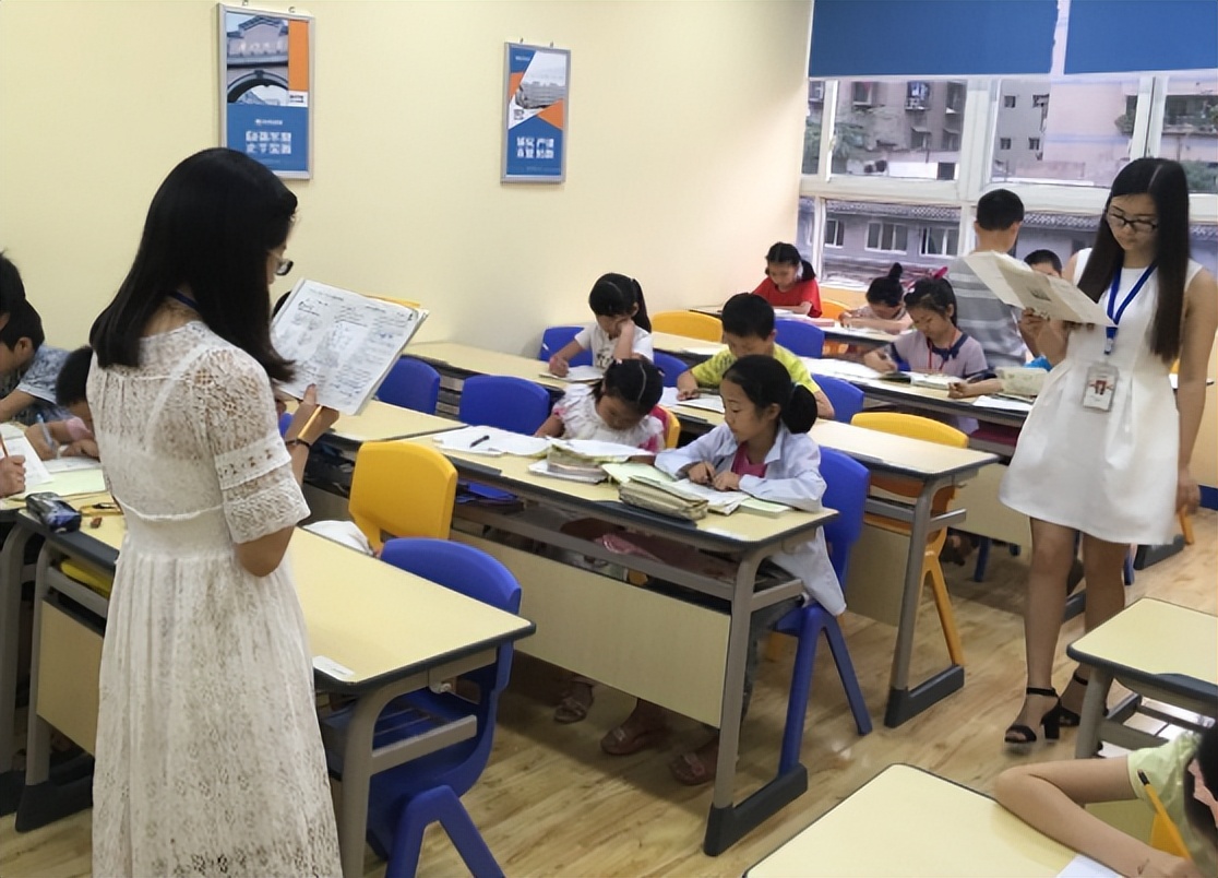 新东方转型成功后，被质疑“换马甲”学科培训，官方回复引热议