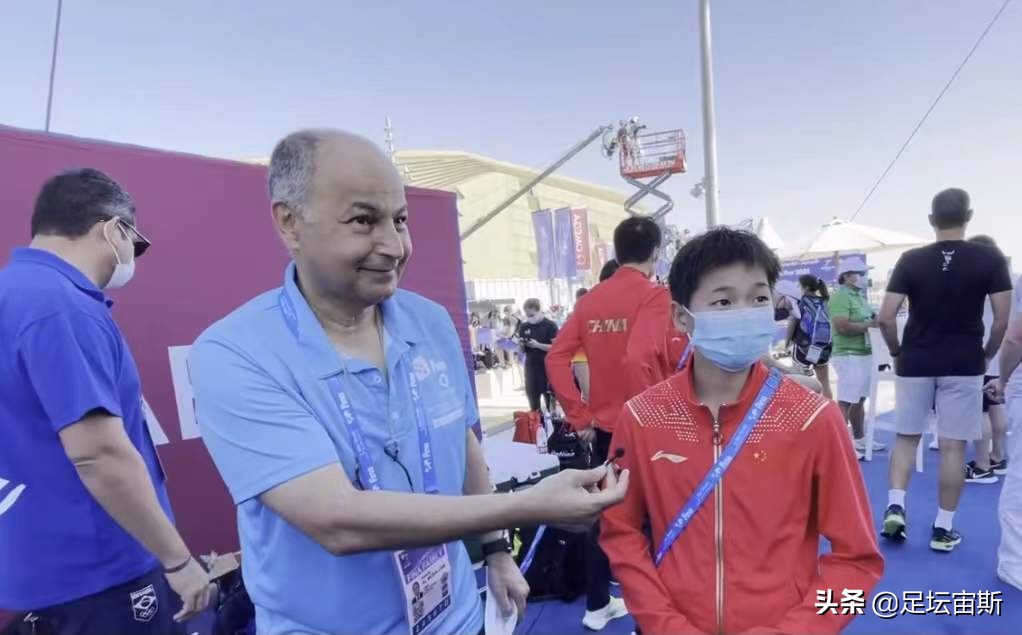 离开西亚！全红婵顺利回国，出国10天挣1万多奖金，泳联主席追星