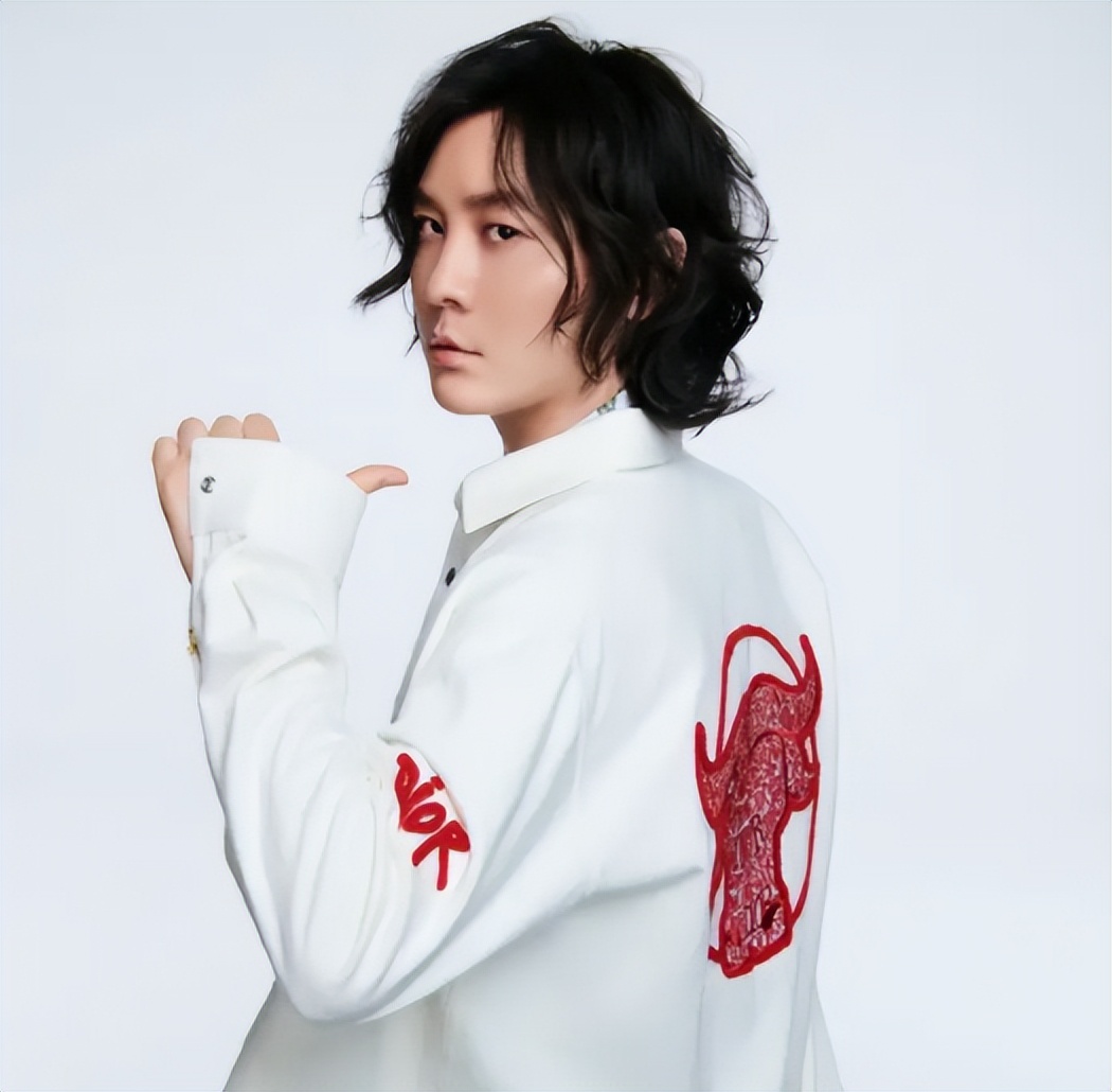 11位网红的收入，有人一分钟50万，有人年入30亿，19岁存款8位数